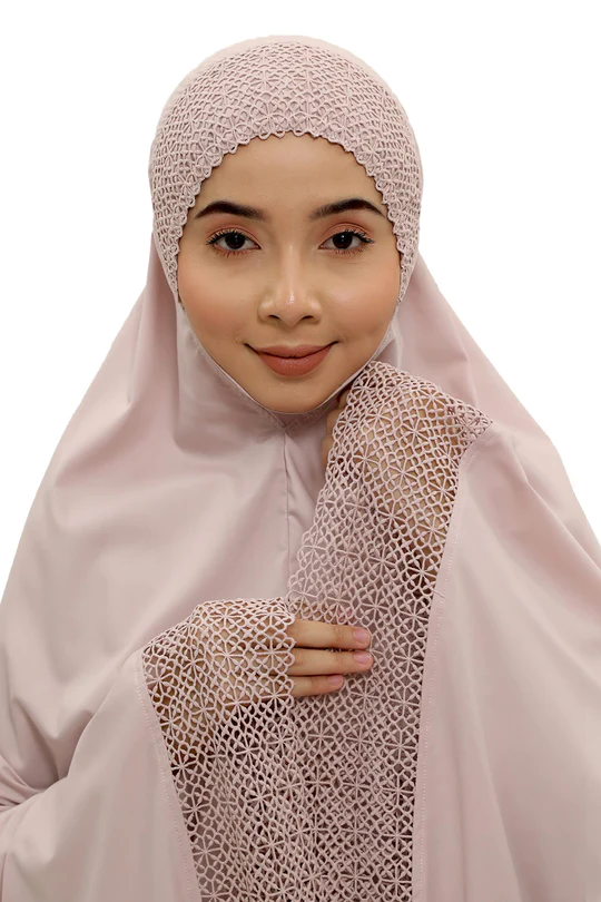 Modish Lian Li - Siti Khadijah
